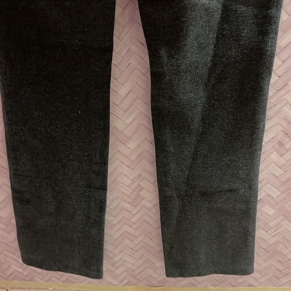 Dkny dark grey zip up leggings - size 4, skinny, stretch, back pockets - Picture 4 of 6